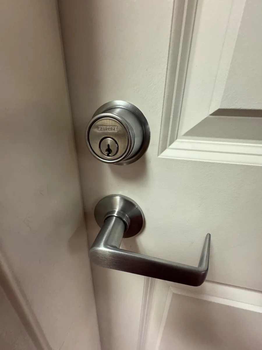 Schlage Deadbolt Lever — Liza Locksmith job in Phoenix