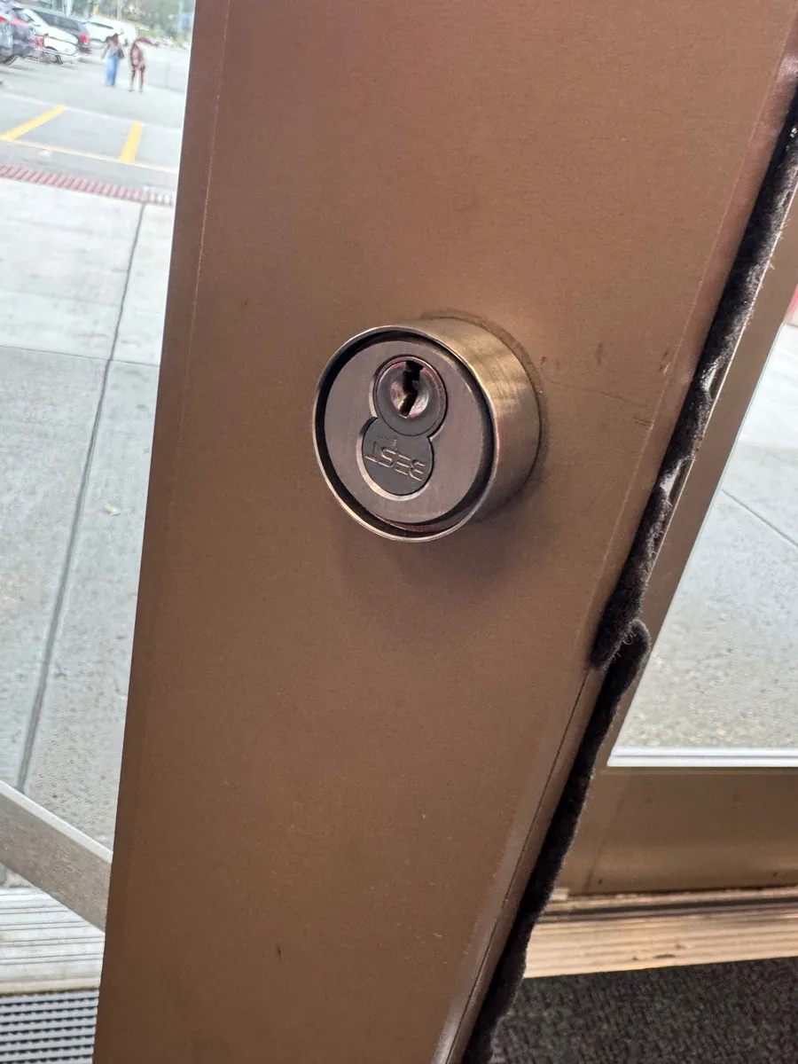 Commercial Cylinder Lock — Liza Locksmith job in Phoenix