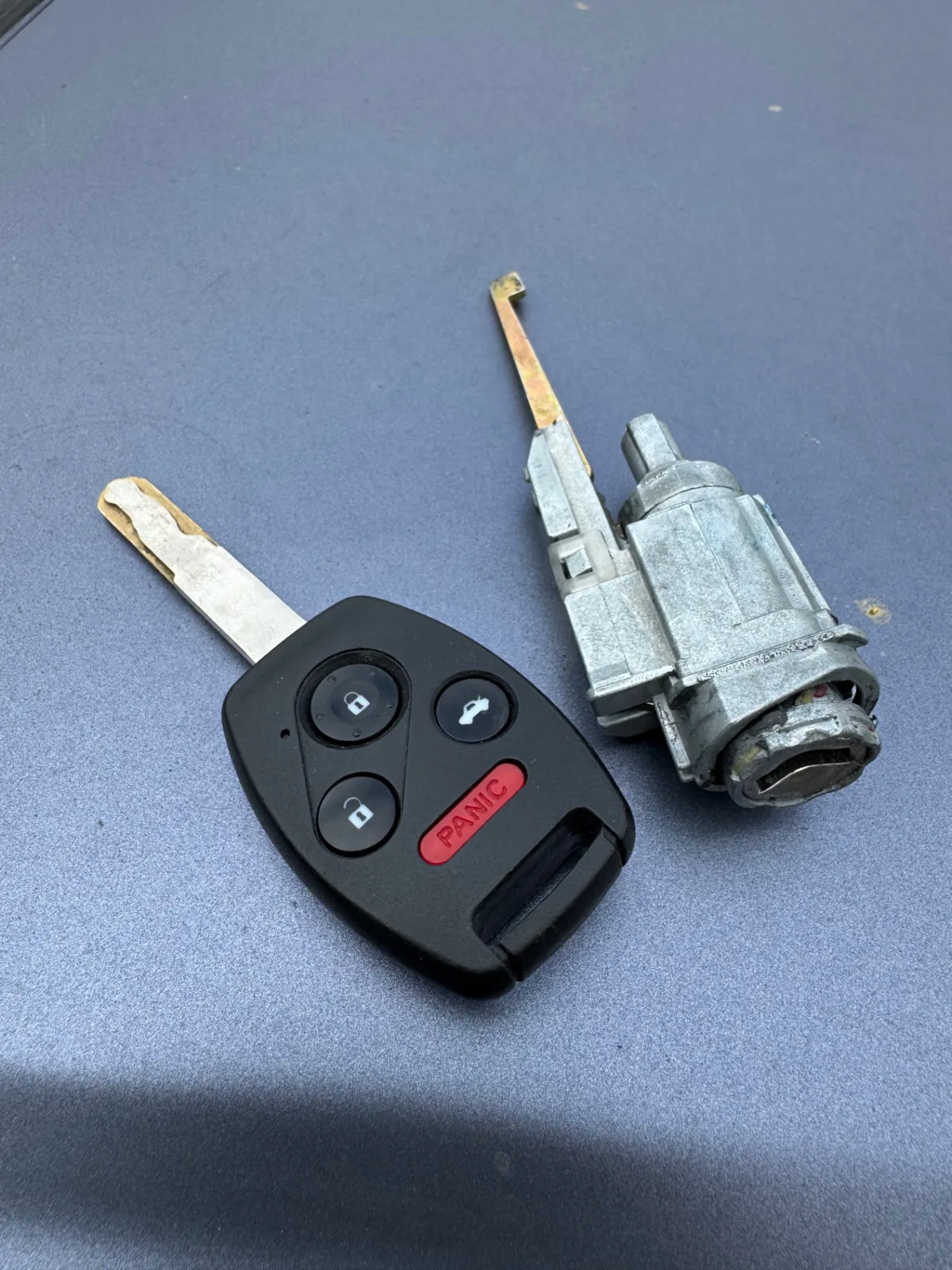 Replacement Honda ignition cylinder installed during a mobile ignition repair job